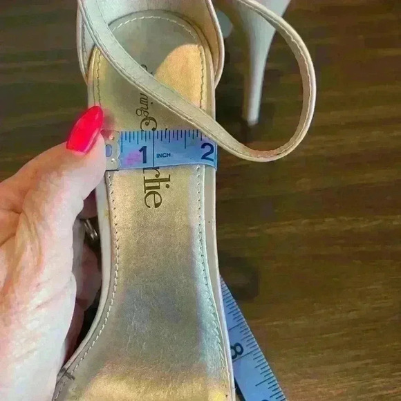 Charming Charlie’s Taupe Leather High Heels Size 8 - Picture 9 of 13